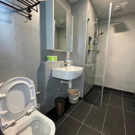 Jq Jesselton Quay Homestay Near Suria Mall, Gaya Street, Jetty By Goodtravelkk 善旅民宿 Kota Kinabalu Exterior photo